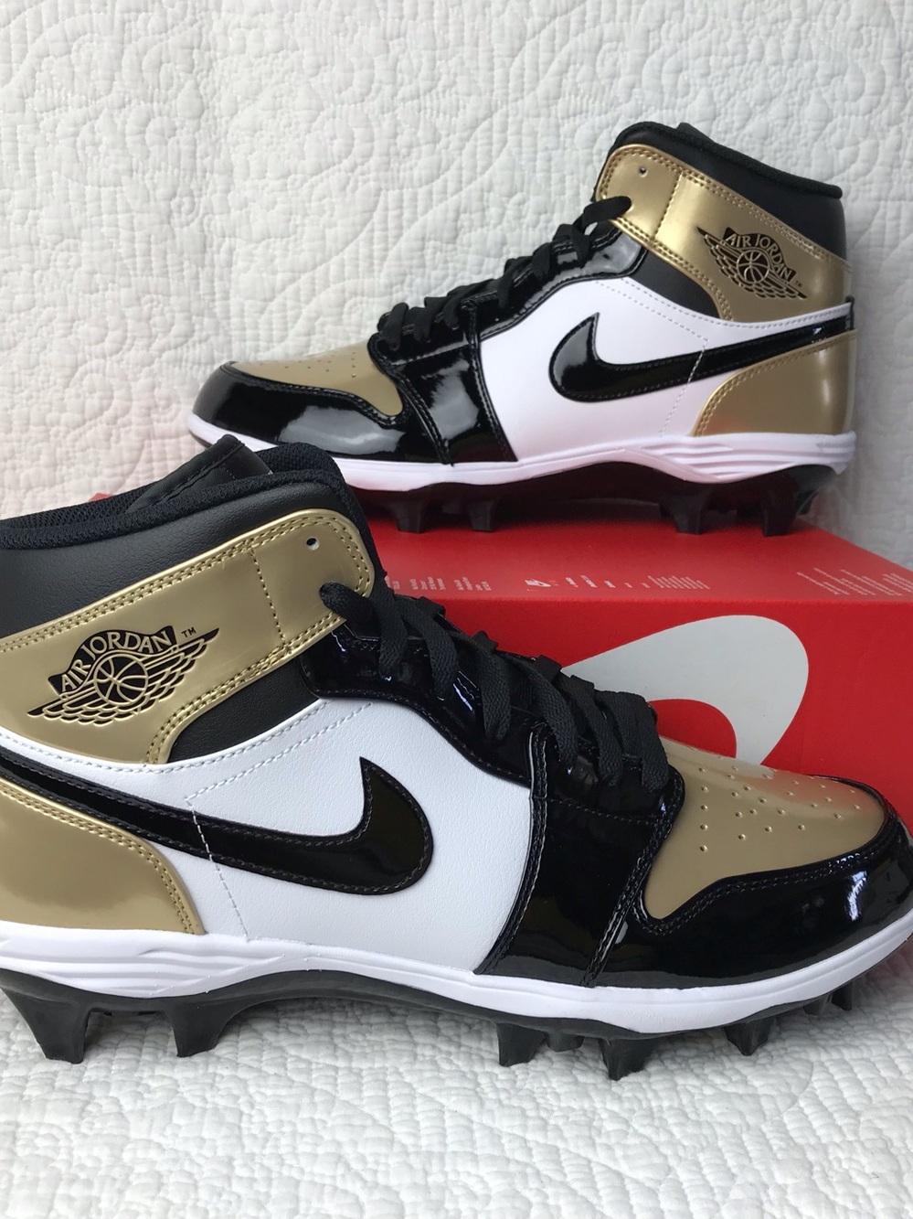Nike Air Jordan 1 Mid TD Football Cleats Men’s SZ 11 Metallic Gold FJ6805-701